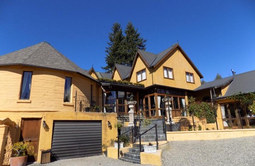 Upper Moutere Cabin | The Mudcastle