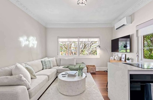 New Farm Apartment | The Ruby! Art Deco 1Bed/1Bath ~ New Farm
