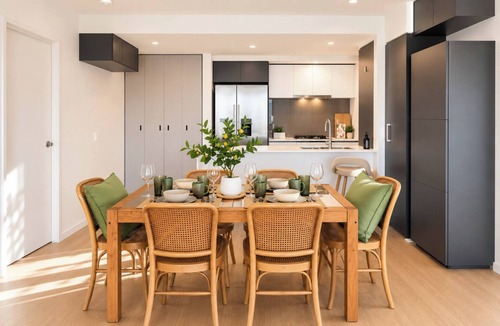 South Brisbane Apartment | The Southbank Nook - River & City View