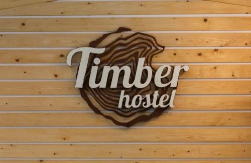 Thanon Phetchaburi Hostel | Timber Hostel