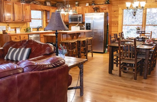 Blue Ridge Cabin | Toccoa River Fun + Hot Tub, Game Rm, Fish, Swim