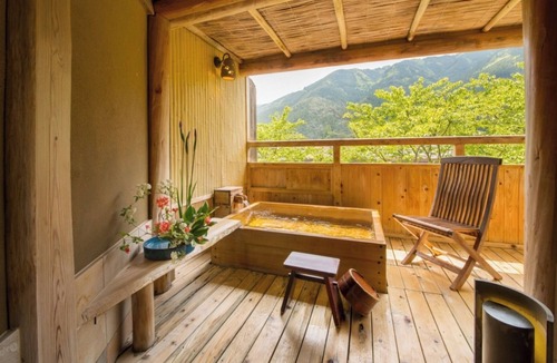 Gero Onsen House | Top floor special room Kikusui Japanesestyle /Gero Gifu
