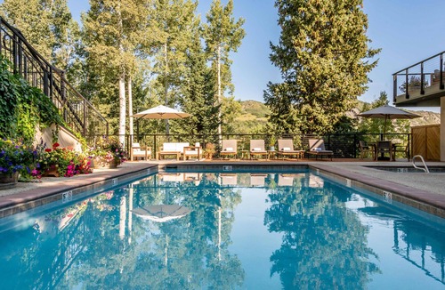 Snowmass Village Condo | Top of the Village - Trails 206