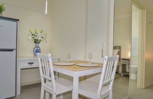 Maleny Apartment | Top Rated Maleny: The Tallowood at The Guesthouse