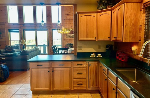 Wolf Laurel Cabin | Top view on the mountain~Sunsets, adventure, & luxury for 10~Pet Friendly too!