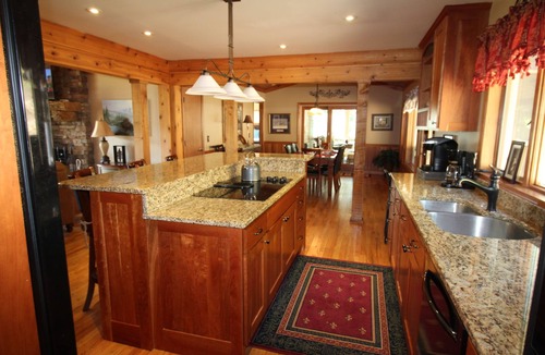 Jefferson Cabin | Trade the Heat for Mtn Breezes- Hot Tub, WiFi, & Near New River State Park
