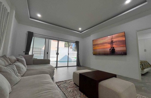 Nai Harn House | Tranquil 4-bedroom private house in adorable naihan -Rawai. 1km.walk to beach