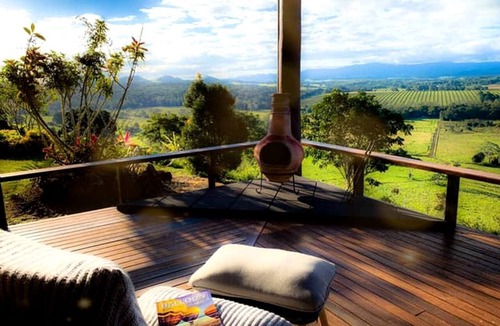Peeramon Cabin | Tranquil Jungle Cabin for a Weekend Getaway in the Queensland Rainforest