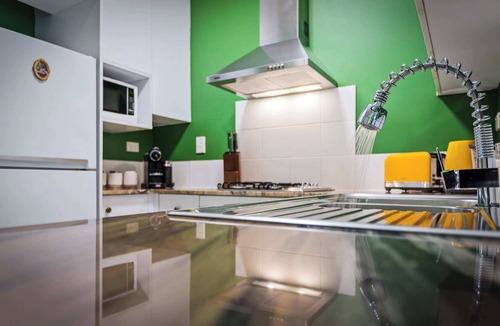 Cairns North Apartment | Tropical Resort Escape