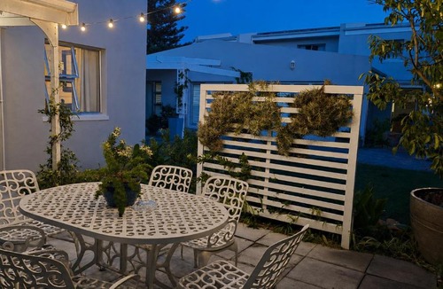 Fernkloof Apartment | Tuis en Tevrede - 1 Bedroom Flat