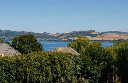 Hilltop Villa | Ultimate Retreat With Heated Floors and Private Mineral Spa