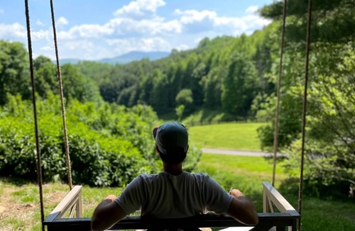 Vilas House | Unique A-Frame Cabin near Boone! Sleeps 6, Hot Tub, large deck