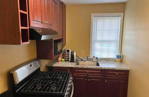 Seat Pleasant Apartment | Unit-B Stylish Apt near Addison metro & downtown Washington DC