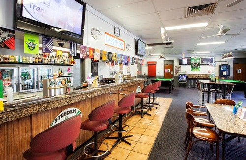 Kirwan Hotel | Upper Ross Hotel
