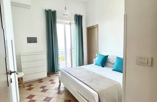Vico Equense Apartment | 🏖️ Vacation by the sea: panoramic balcony in Vico Equense, near Sorrento