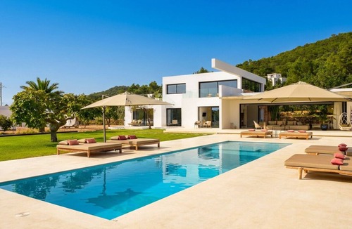Sant Joan de Labritja Villa | Villa Can Pep de Sa Guaita – Design & Comfort. An Unforgettable Experience