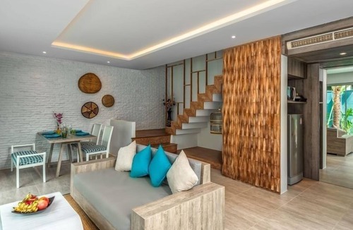 Chalong Apartment | Villa Duplex One BRPool - Half Board*