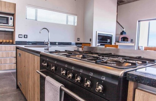 Yzerfontein Villa | Villa Fantastica - Yzerfontein[No Loadshedding] European-Inspired Villa