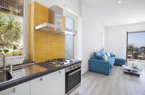 Marina del Cantone Villa | Villa in Nerano with 6 bedrooms sleeps 12