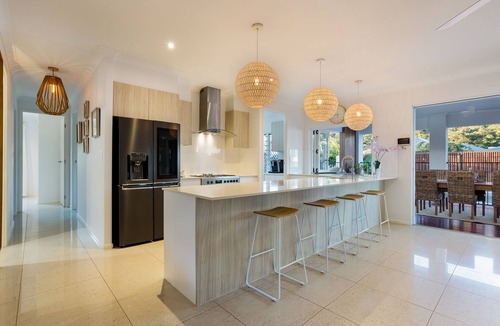 Trinity Beach House | Villa Kelurga Coastal Relaxing Escape close to the Beach.Pet friendly