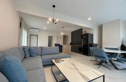 Polichrono Villa | Villa Oleandra by the sea