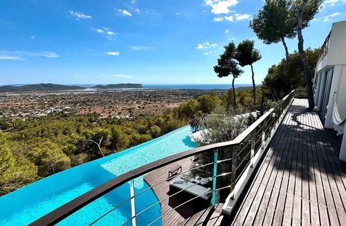 Sant Josep de sa Talaia Villa | Villa 'Roca Ibiza' with Sea View, Wi-Fi and Air Conditioning