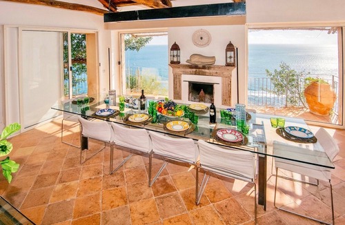Maiori Villa | VILLA SARACENA - Six Bedroom Villa, Sleeps 12