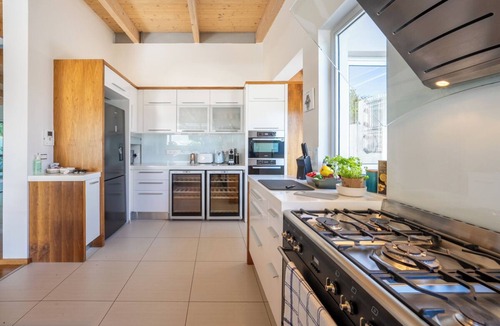 Constantia Villa | Villa Verdot – Exclusive Holiday Home with Heated Pool, Playground & BBQ Terrace