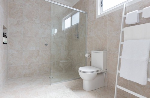 Scarborough Apartment | Vrbo Property
