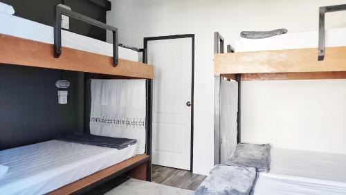 Talat Yai Hostel | W168 hostel