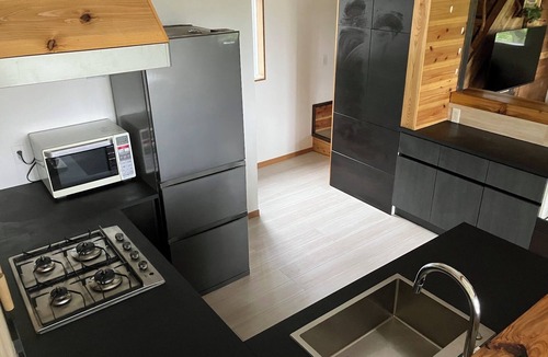 Kitaazumi-gun Ski Chalet | Walk to Tsugaike Ski Resort 200m. Floor heating, driveway heating, cosy & unique