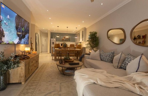 Brenton-on-Sea Apartment | Waves & Whales, Brenton-on-Sea. Salt in the Air. Peace in the Soul!