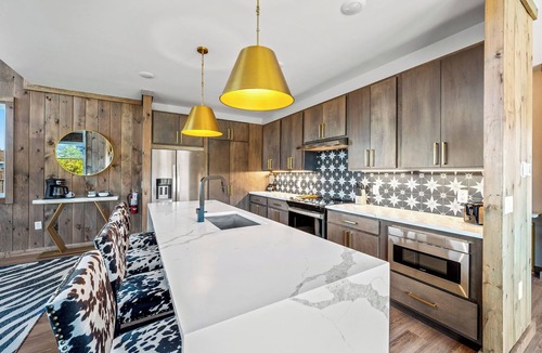 Chalet Village North Ski Chalet | Wellness Mountain Retreat-WOW Views w/Hot Tub & Fire Pit! Sauna- 5 min to Pools