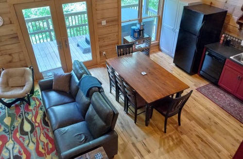 Marshall Ski Chalet | Whispering Waters Chalet: Mountain Loft Living with Hot Tub & Games