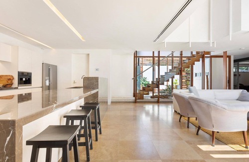 Suffolk Park House | Your Luxury Escape - Cypress 2