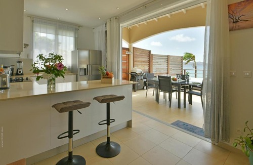 Quartier Lorient Villa | Yvantino Beach