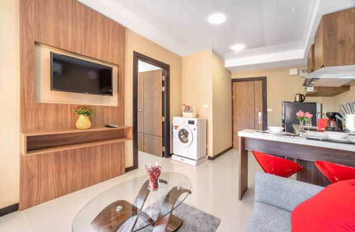 Nai Harn Apartment | ZERA Condo 1BR | Pool View | NBC Nai Harn