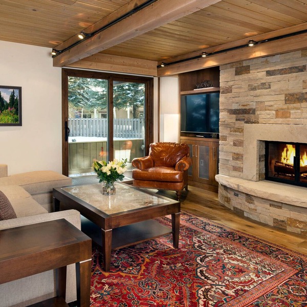 Aspen Alps Exclusive Two Bedroom Condo - walking distance to town