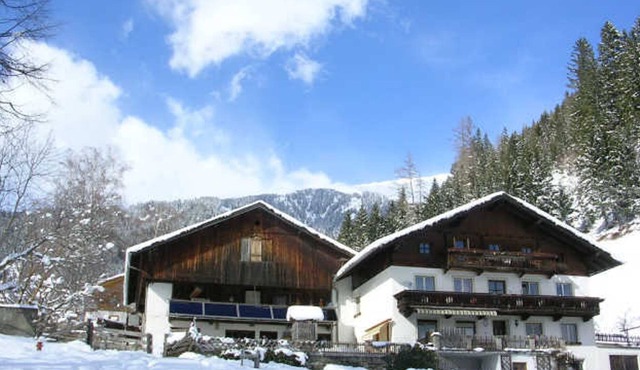 1 holiday apartment. Dolomites view for 4-6 persons - STOFFENHOF