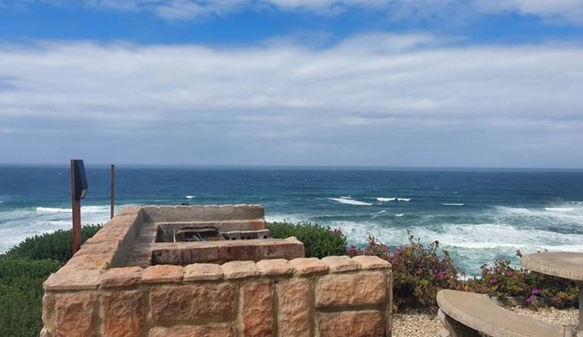 180 Degree Ocean View - Seagull Villa in Brenton On The Rocks