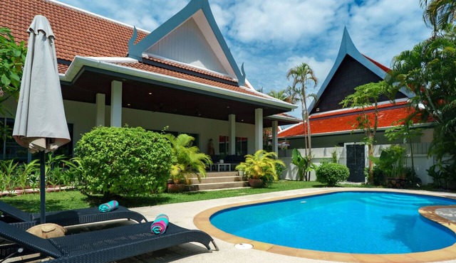 2 bedrooms pool villa and 1-bedroom bungalow with pool