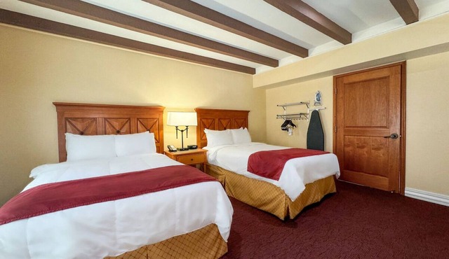 2 Pet-Friendly Laredo Escape with Grill & Bar in Laredo