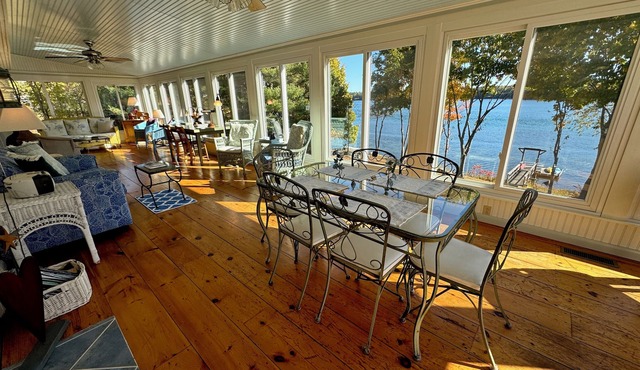 A Charming Waterfront Cottage with Touches of Elegance in Newcastle