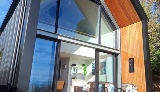 A Tiny Home Like No Other! in Christchurch