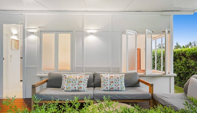 Absolute Beachfront Cottage Near Port Douglas | White Cockatoo in Newell