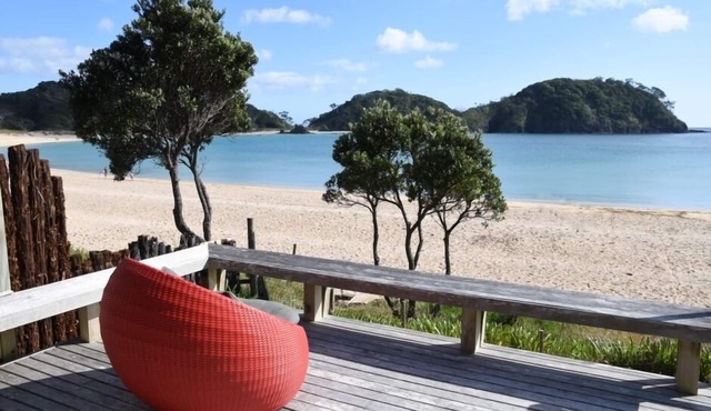 Absolute Beachfront Paradise