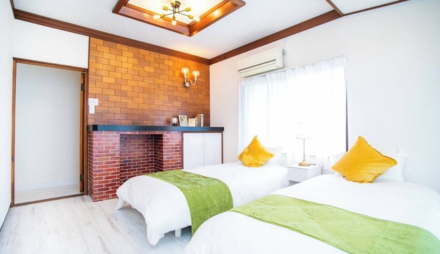 Accommodates 13 people 3 parking spaces JapaneseWestern style house with garden Shimizucho No 2/Yokkaichi Mie