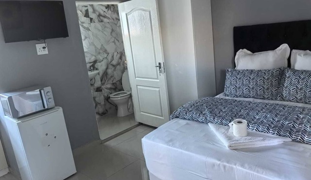 Affordable Guest House in Parow Valley, Cape Town