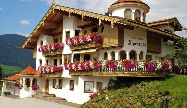 Alpenschlössl by Interhome