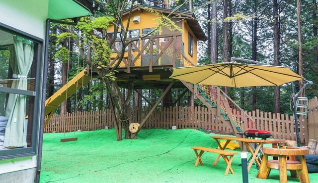 An authentic tree house a private dog run BBQ a/Tagatagun Shizuoka